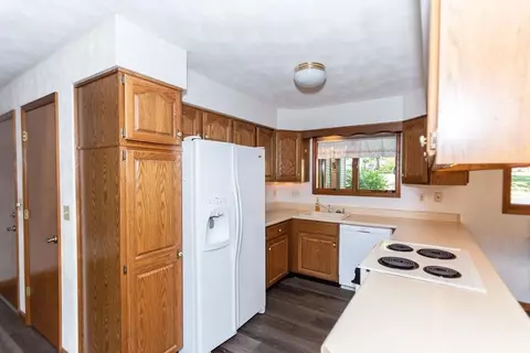 410 W Cruger St, Eureka, IL 61530 photo 15