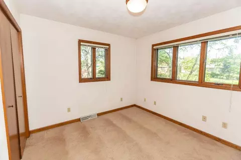 410 W Cruger St, Eureka, IL 61530 photo 17