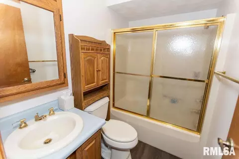 410 W Cruger St, Eureka, IL 61530 photo 28