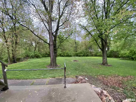 209 Chandler Blvd, Macomb, IL 61455 photo 23