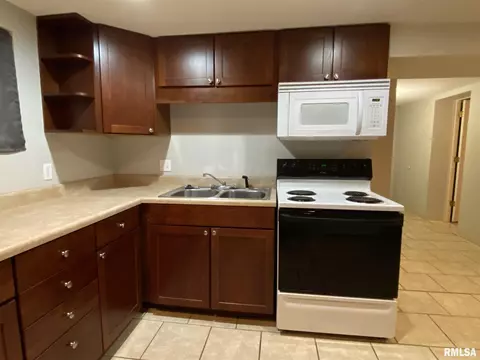 209 Chandler Blvd, Macomb, IL 61455 photo 7