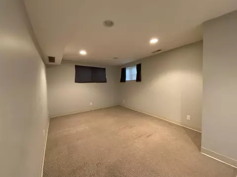209 Chandler Blvd, Macomb, IL 61455 photo 4