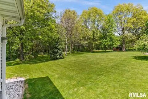 9451 W Guinivere Dr, Mapleton, IL 61547 photo 8