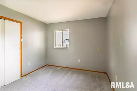 9 Briarcliff Ct, Pekin, IL 61554 photo 10