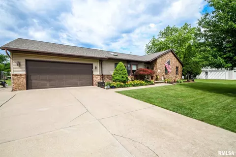 9354 W Darlington Dr, Mapleton, IL 61547 photo 3