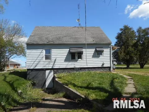 211 E State St, Washburn, IL 61570 photo 11