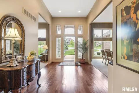 506 Westminster Rd, Germantown Hills, IL 61548 photo 9