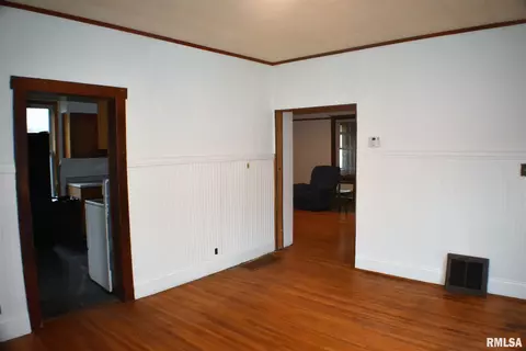 617 Baxter Ct, Canton, IL 61520 photo 7