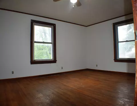 617 Baxter Ct, Canton, IL 61520 photo 14