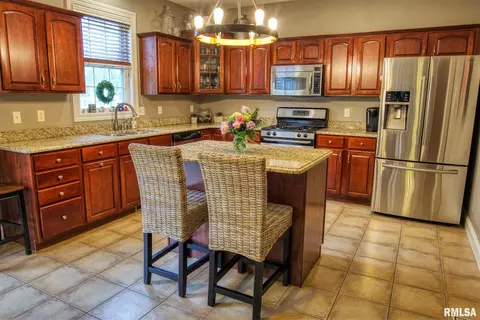 2123 W Liams Way, Dunlap, IL 61525 photo 5