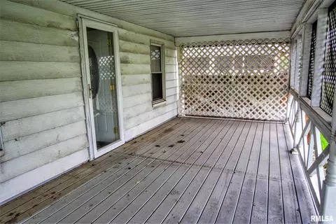 109 E 4th St, Glasford, IL 61533 photo 3