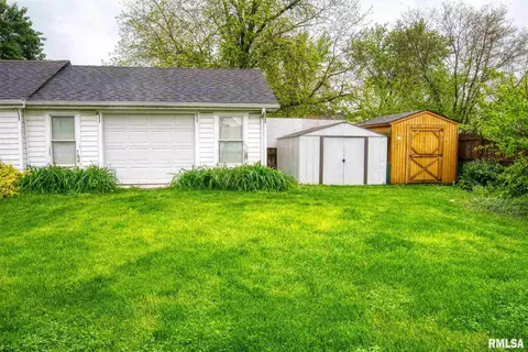 109 E 4th St, Glasford, IL 61533 photo 7