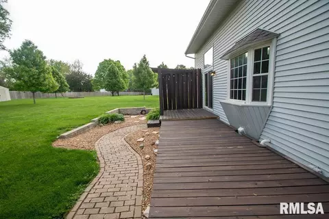 408 Bayside Dr, Germantown Hills, IL 61548 photo 39