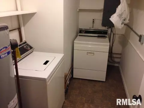1806 Center St, Pekin, IL 61554 photo 18