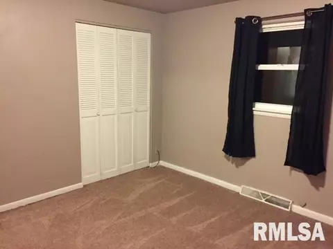 1806 Center St, Pekin, IL 61554 photo 24