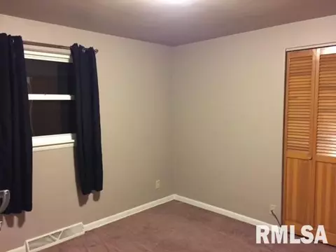 1806 Center St, Pekin, IL 61554 photo 26
