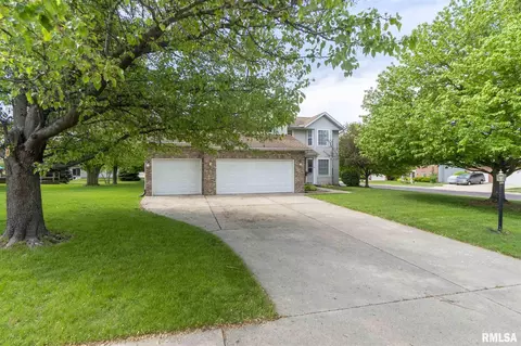 2418 W Chase Dr, Dunlap, IL 61525 photo 4