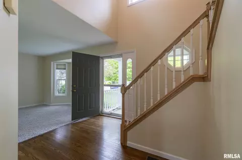 2418 W Chase Dr, Dunlap, IL 61525 photo 8