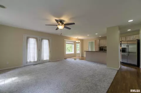 2418 W Chase Dr, Dunlap, IL 61525 photo 21