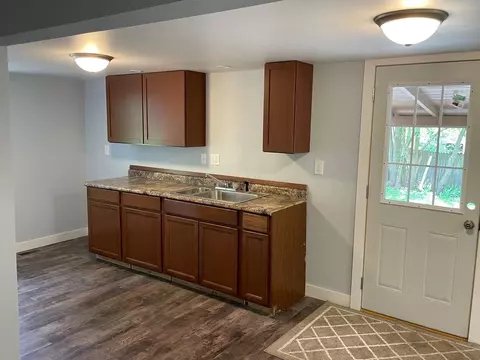 208 E 2nd St, Delavan, IL 61734 photo 8