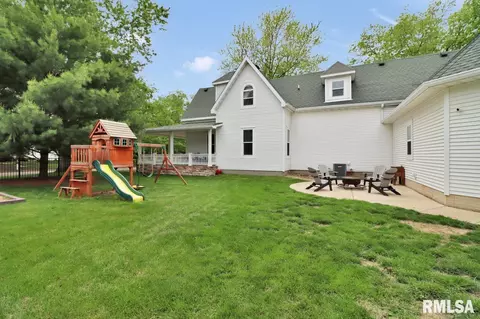 409 W 4th St, Delavan, IL 61734 photo 48