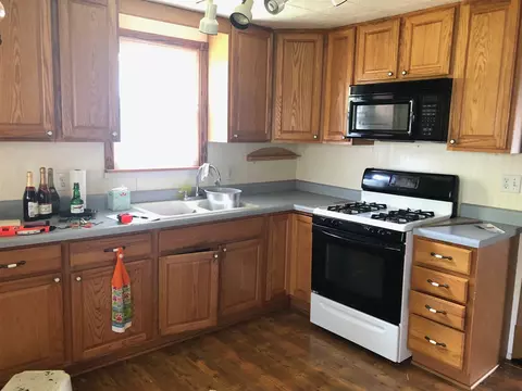 642 E Washington St, Cuba, IL 61427 photo 7