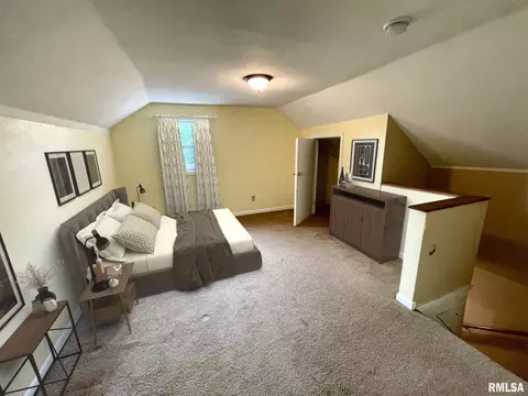 202 N Myers St, Eureka, IL 61530 photo 6