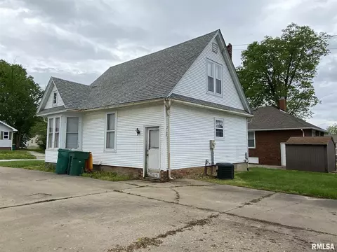 516 W Murray St, Macomb, IL 61455 photo 8
