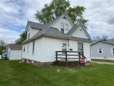 516 W Murray St, Macomb, IL 61455 photo 2
