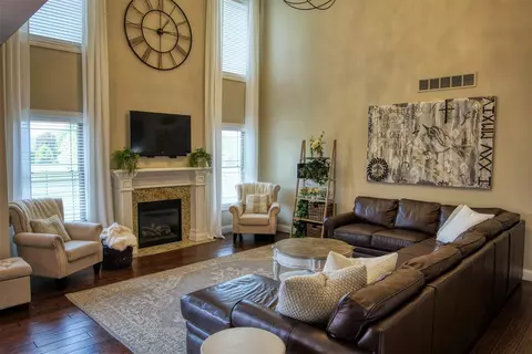 110 Cypress Pt, Washington, IL 61571 photo 7