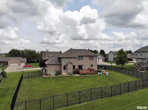 110 Cypress Pt, Washington, IL 61571 photo 42
