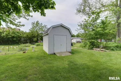 510 E 6th St, Delavan, IL 61734 photo 36