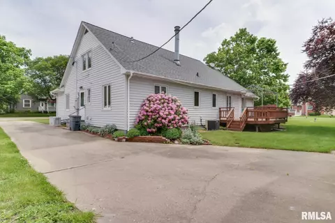 510 E 6th St, Delavan, IL 61734 photo 33