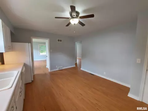 102 Sunny Ln, Eureka, IL 61530 photo 26