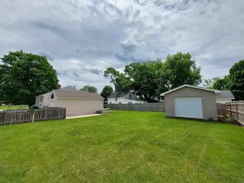102 Sunny Ln, Eureka, IL 61530 photo 41