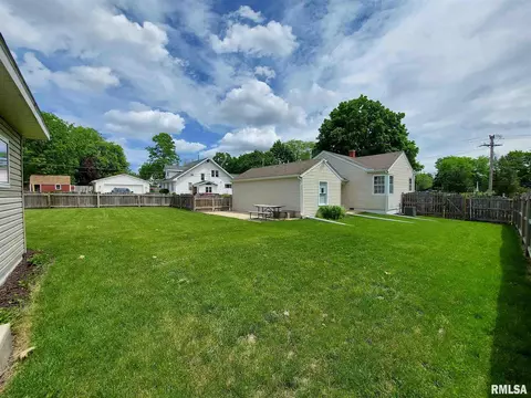102 Sunny Ln, Eureka, IL 61530 photo 40