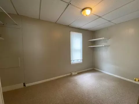 827 E Ash St, Canton, IL 61520 photo 17