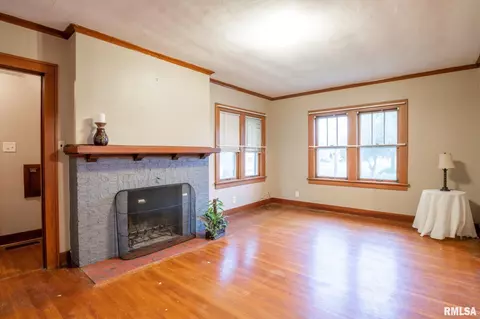 500 S 8th St, Pekin, IL 61554 photo 8
