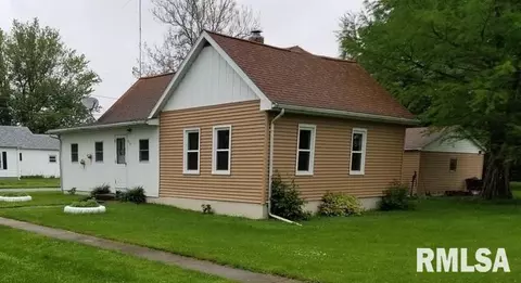 213 N Central Ave, Saint David, IL 61563 photo 1