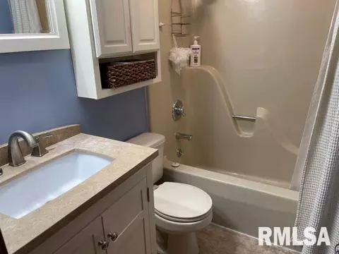 33 Indian Trl, Macomb, IL 61455 photo 18