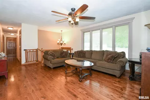 9418 W Lake Camelot Dr, Mapleton, IL 61547 photo 12