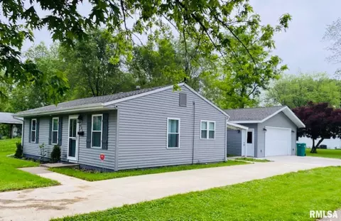 405 N State St, Macomb, IL 61455 photo 1