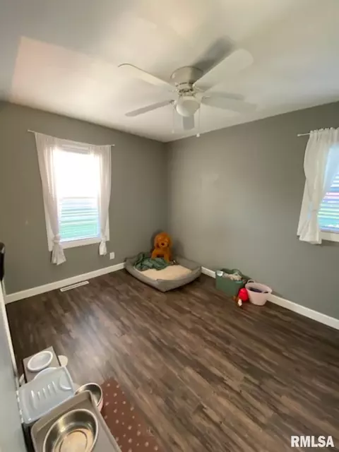405 N State St, Macomb, IL 61455 photo 18