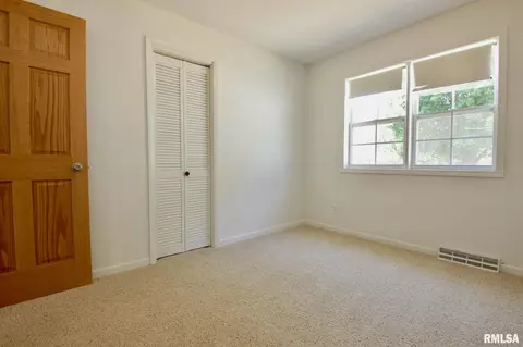 405 Devonshire Rd, Washington, IL 61571 photo 14