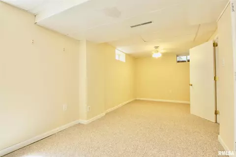 405 Devonshire Rd, Washington, IL 61571 photo 23