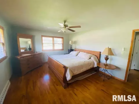 733 E Franklin St, Macomb, IL 61455 photo 14