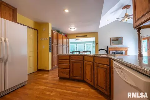 4324 S Banbury Cv, Mapleton, IL 61547 photo 21