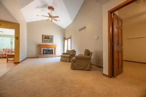 4324 S Banbury Cv, Mapleton, IL 61547 photo 18