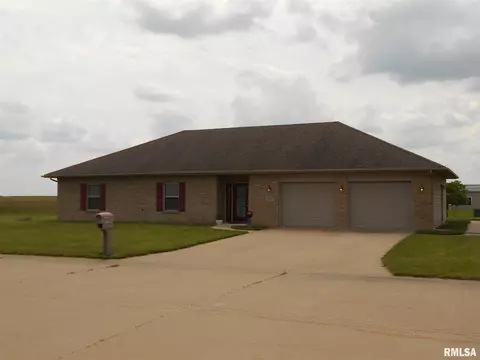 1307 Joseph St, Macomb, IL 61455 photo 1
