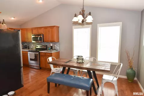 11404 N Casey Ct, Dunlap, IL 61525 photo 14